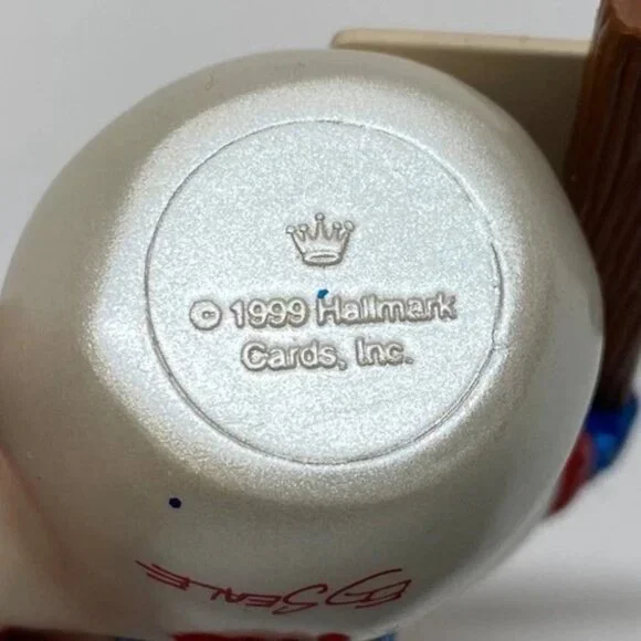 Vintage Christmas Ornament Patriotic Frosty Snowman God‎ Bless USA Hallmark 1999 - Picture 4 of 10